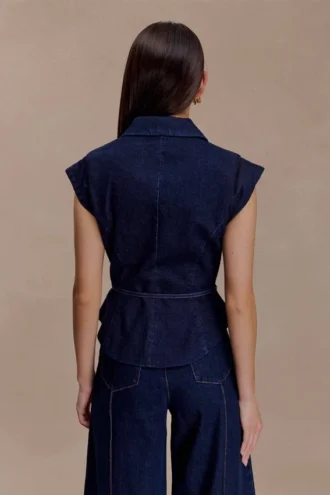 charley strukturiertes denim oberteil mit bindeband indigoblau 2 330x495 - Charley Strukturiertes Denim-Oberteil mit Bindeband &ndash; Indigoblau
